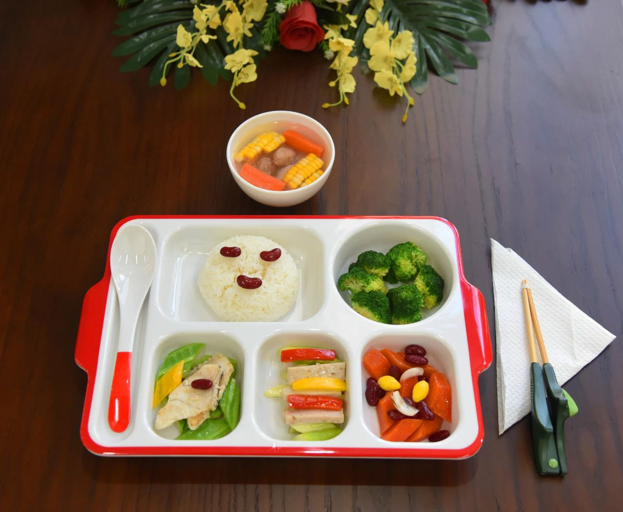 5營養(yǎng)膳食.jpg